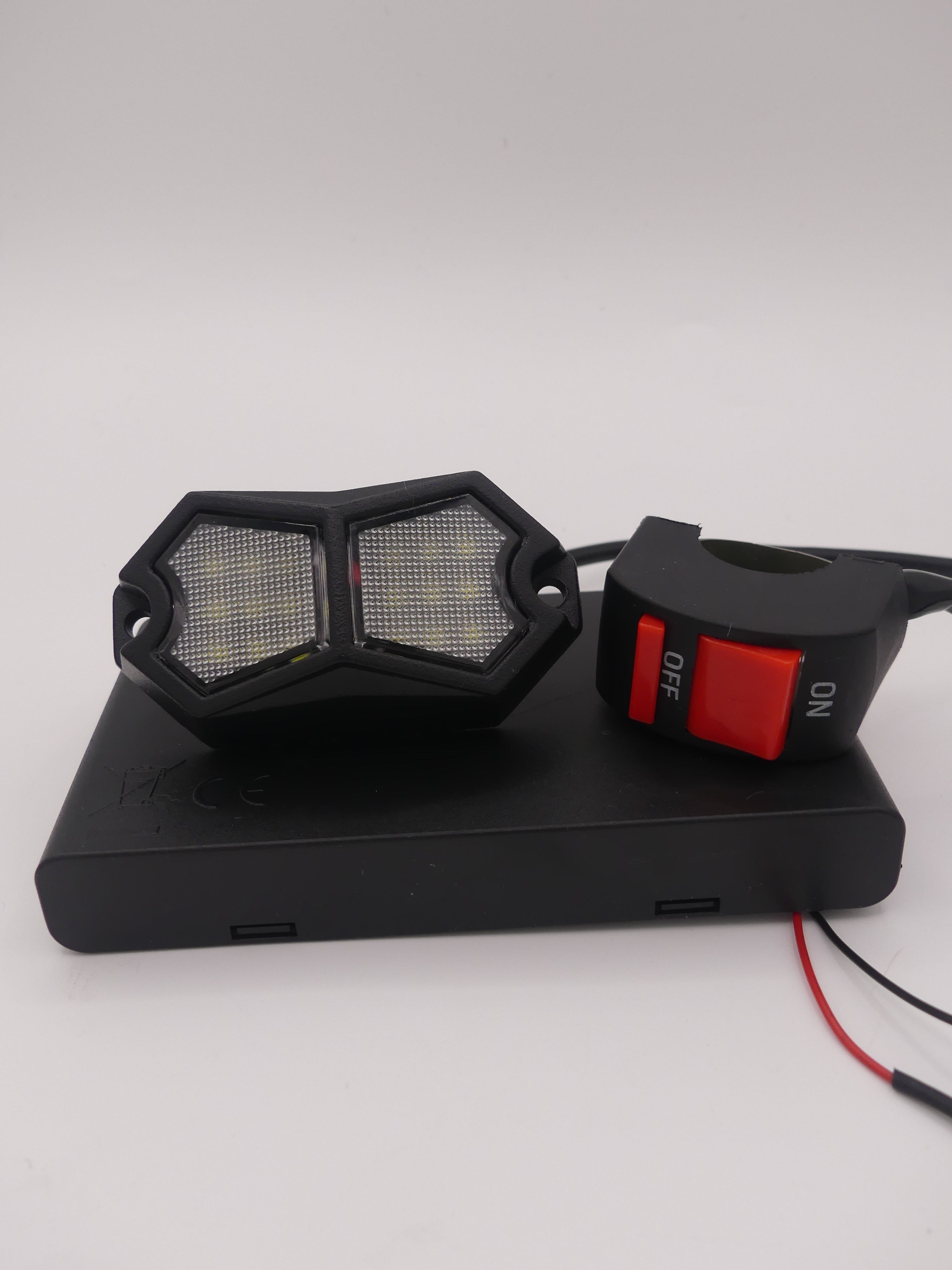 V2 Universal Battery Powered Metal Rocklight