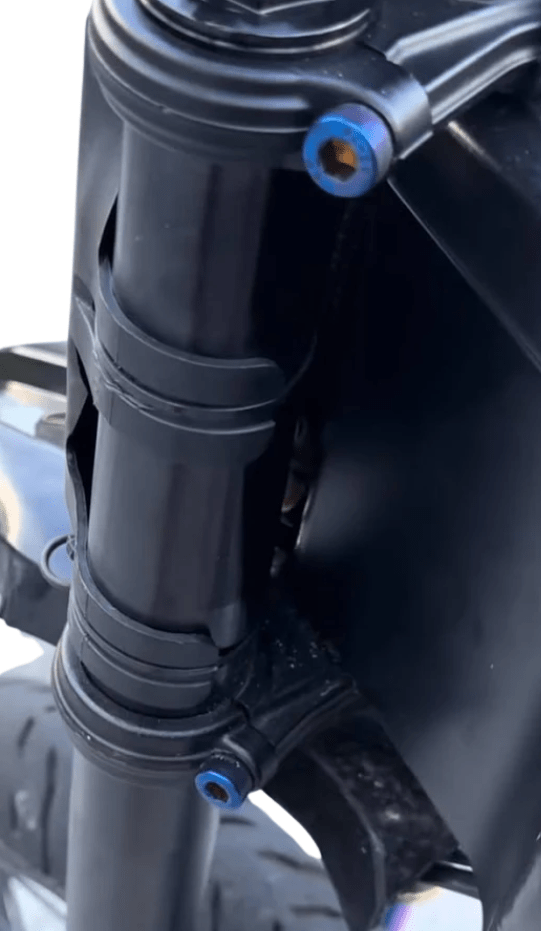 Tuttio triple clamp bolts(4pc)